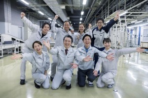 金属部品加工機のオペレーター／タテ型旋盤